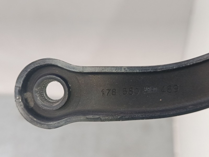 Recambio de brazo limpia delantero derecho para opel corsa d (s07) 1.3 cdti (l08, l68) referencia OEM IAM   