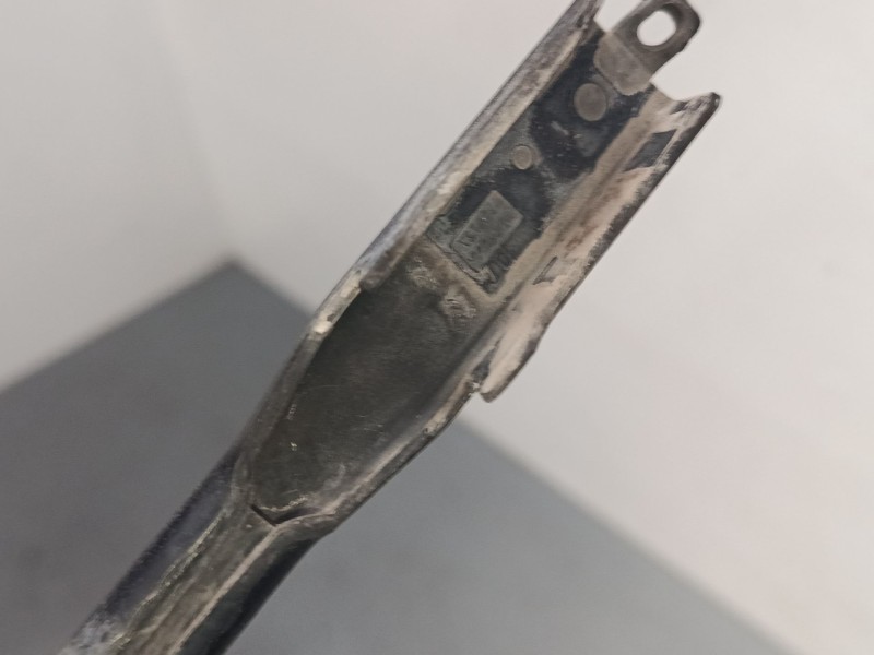 Recambio de brazo limpia delantero derecho para opel corsa d (s07) 1.3 cdti (l08, l68) referencia OEM IAM   