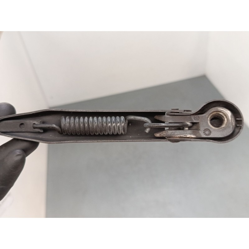 Recambio de brazo limpia delantero izquierdo para opel corsa c (x01) 1.3 cdti (f08, f68) referencia OEM IAM   
