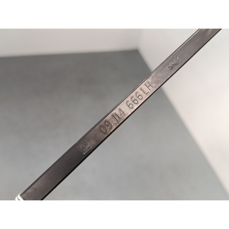Recambio de brazo limpia delantero izquierdo para opel corsa c (x01) 1.3 cdti (f08, f68) referencia OEM IAM   