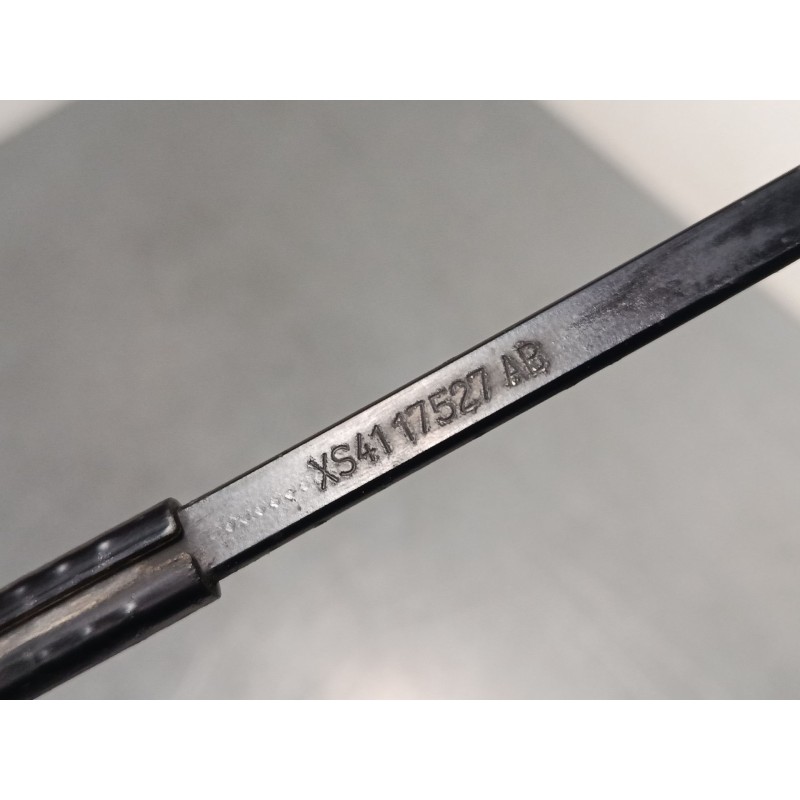 Recambio de brazo limpia delantero izquierdo para ford focus i (daw, dbw) 1.8 tdci referencia OEM IAM   