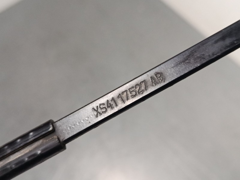 Recambio de brazo limpia delantero izquierdo para ford focus i (daw, dbw) 1.8 tdci referencia OEM IAM   