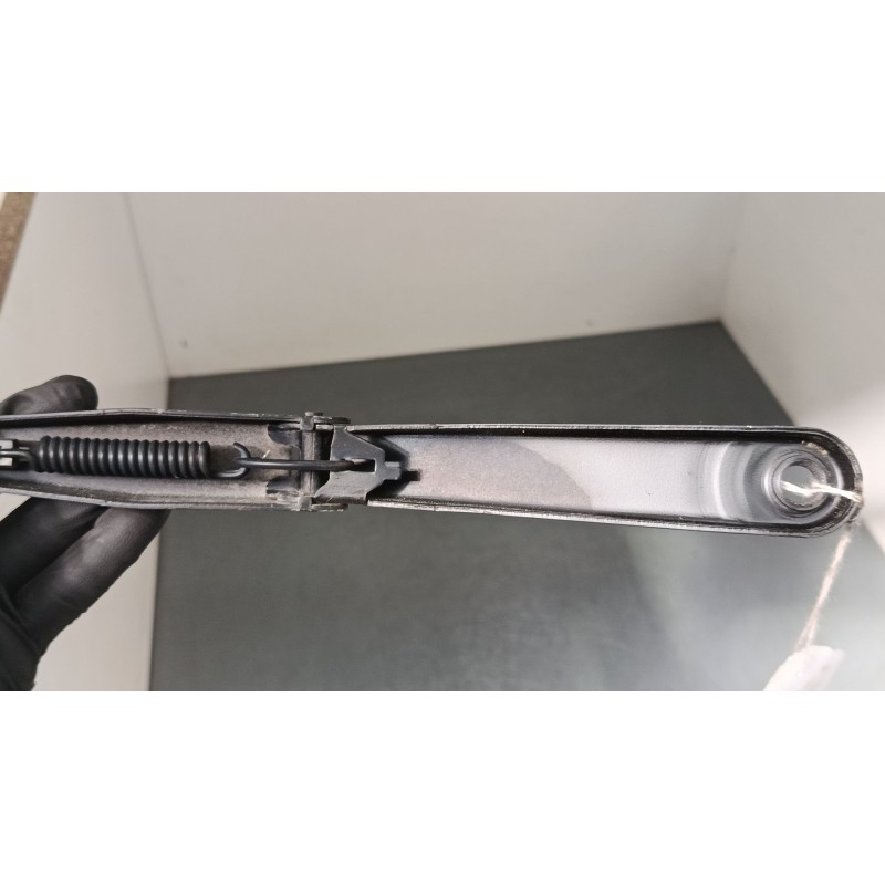 Recambio de brazo limpia delantero derecho para ford focus ii (da_, hcp, dp) 2.0 tdci referencia OEM IAM   