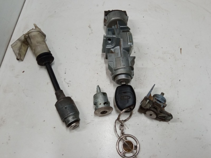 Recambio de kit bombines para ford focus c-max (dm2) 1.6 tdci referencia OEM IAM   