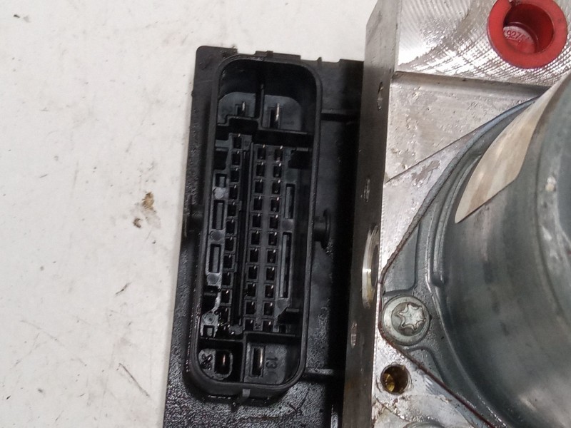 Recambio de abs para peugeot 308 i (4a_, 4c_) 1.6 hdi referencia OEM IAM 9666229180  