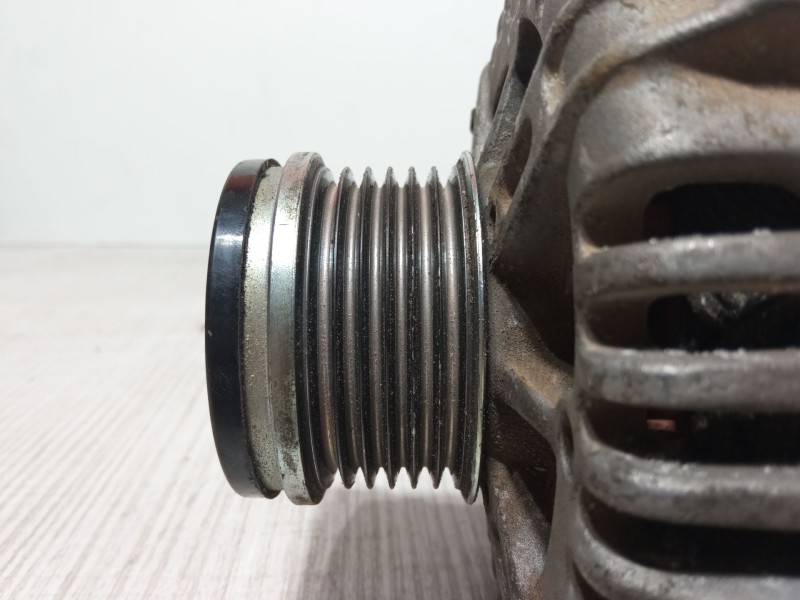 Recambio de alternador para suzuki swift iii (mz, ez) 1.3 ddis (rs 413d) referencia OEM IAM 0986048771  