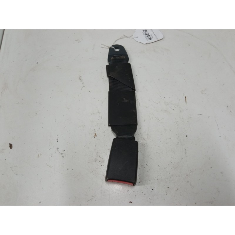 Recambio de anclaje cinturon trasero derecho para citroën c3 i (fc_, fn_) 1.4 i referencia OEM IAM   