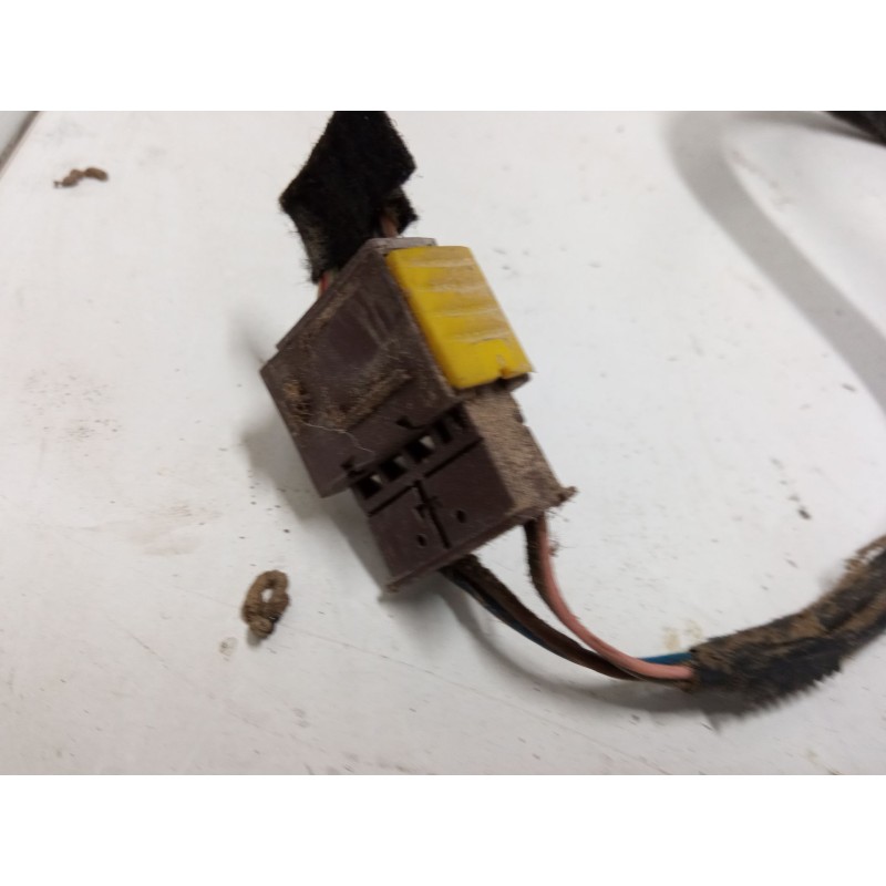 Recambio de anclaje cinturon delantero izquierdo para nissan primastar furgoneta (x83) 1.9 dci 100 referencia OEM IAM 542343400b