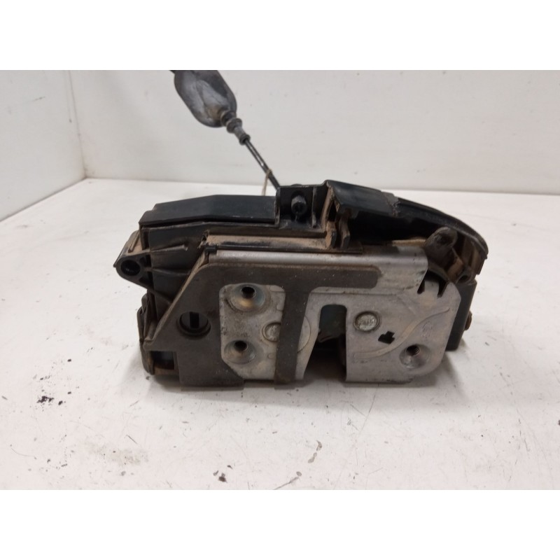 Recambio de cerradura puerta delantera derecha para ford fiesta vi (cb1, ccn) 1.4 tdci referencia OEM IAM 8A6AA21812BE  
