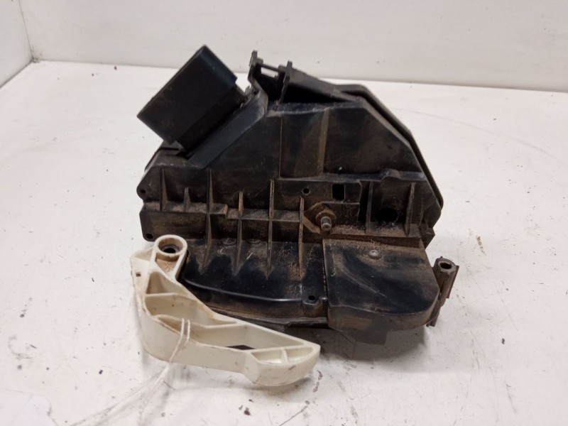 Recambio de cerradura puerta delantera izquierda para ford fiesta vi (cb1, ccn) 1.4 tdci referencia OEM IAM   