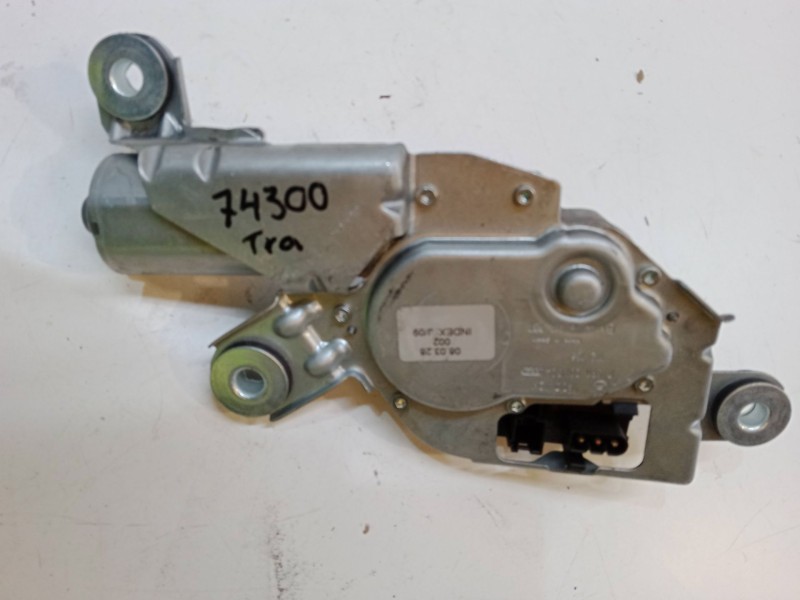 Recambio de motor limpia trasero para bmw x3 (e83) 2.0 sd referencia OEM IAM   