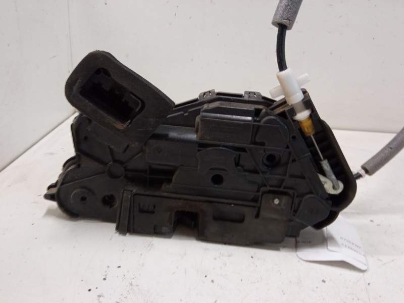 Recambio de cerradura puerta delantera izquierda para skoda rapid spaceback (nh1) 1.0 tsi referencia OEM IAM B5A5TB837015A  