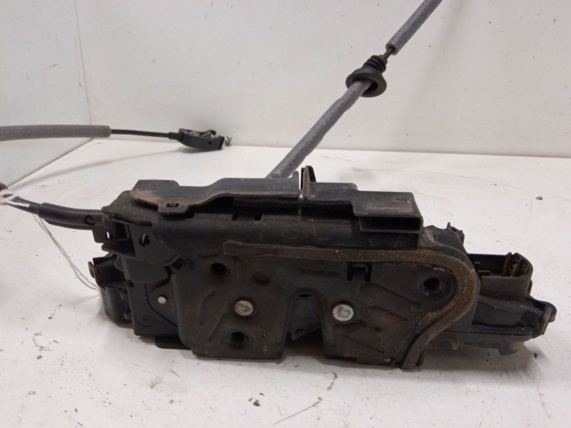 Recambio de cerradura puerta delantera izquierda para skoda rapid spaceback (nh1) 1.0 tsi referencia OEM IAM B5A5TB837015A  
