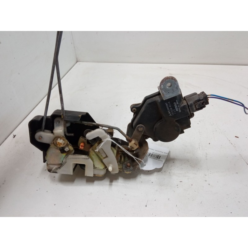 Recambio de cerradura puerta trasera izquierda para mitsubishi outlander i (cu_w) 2.4 4wd (cu5w) referencia OEM IAM 1015280110  