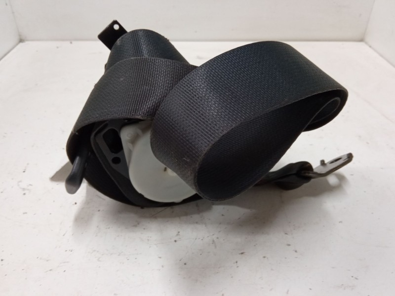 Recambio de cinturon seguridad trasero central para mitsubishi outlander i (cu_w) 2.4 4wd (cu5w) referencia OEM IAM TKAB0N683  