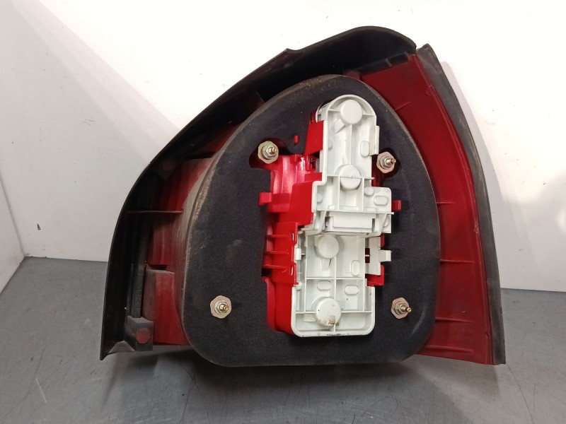 Recambio de faro izquierdo para audi a3 (8l1) 1.9 tdi referencia OEM IAM 8l0945095b  