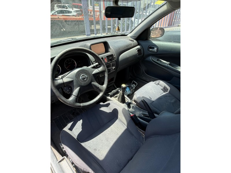 nissan almera ii hatchback (n16) del año 2005