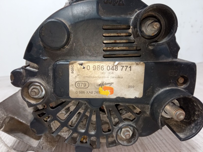 Recambio de alternador para suzuki swift iii (mz, ez) 1.3 ddis (rs 413d) referencia OEM IAM 0986048771  