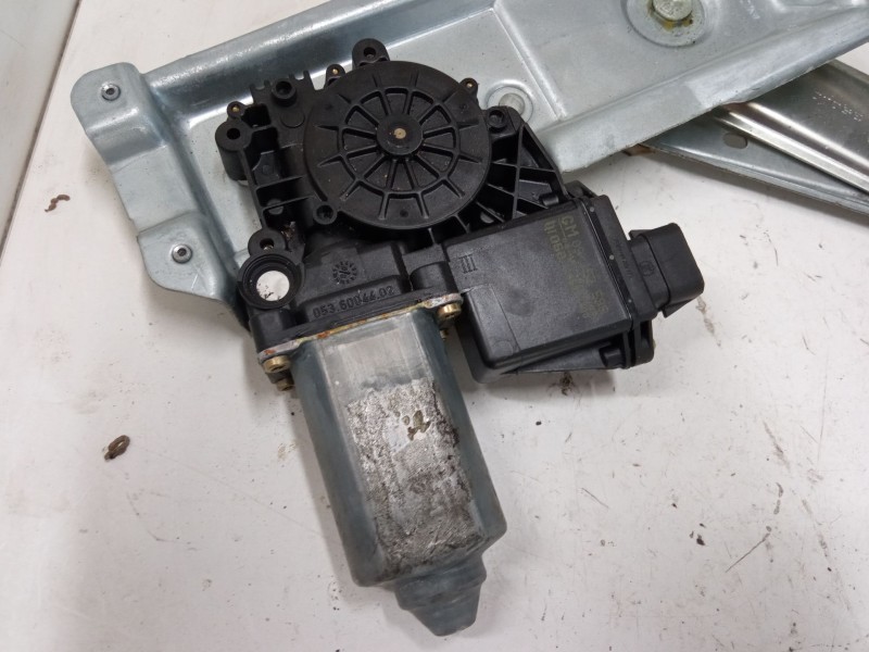 Recambio de elevalunas electrico delantero derecho para opel vectra b (j96) 2.2 i 16v (f19) referencia OEM IAM 114509400  