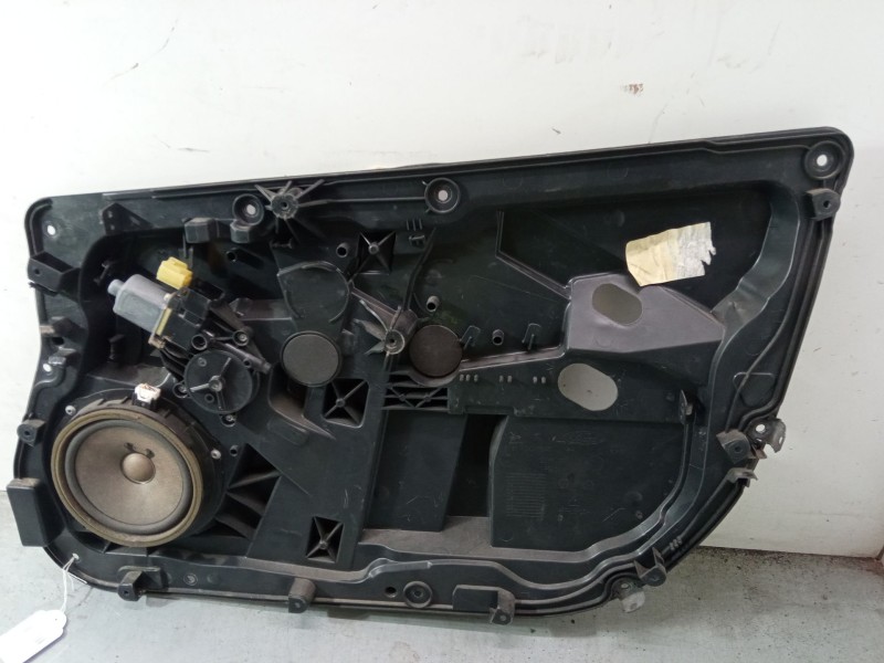 Recambio de elevalunas electrico delantero derecho para ford fiesta vi (cb1, ccn) 1.4 tdci referencia OEM IAM 8A6114553A  
