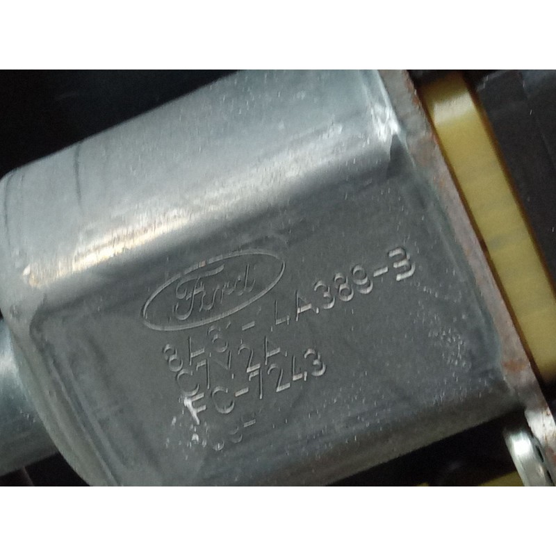 Recambio de elevalunas electrico delantero izquierdo para ford fiesta vi (cb1, ccn) 1.4 tdci referencia OEM IAM 8A61A045H17  