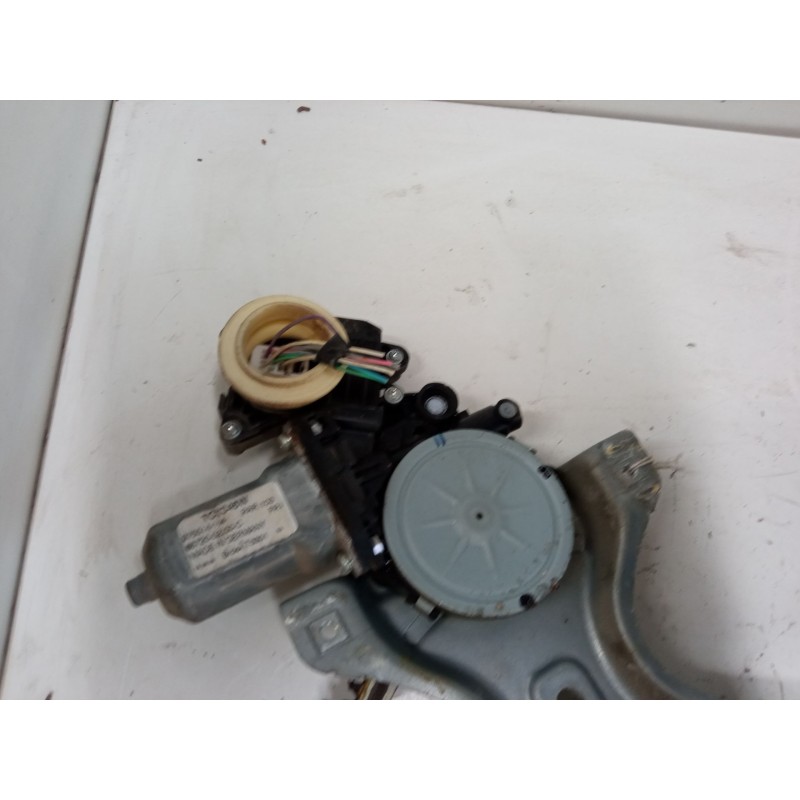 Recambio de elevalunas electrico delantero izquierdo para toyota auris (_e15_) 1.4 d-4d (nde150_) referencia OEM IAM 8572002230 