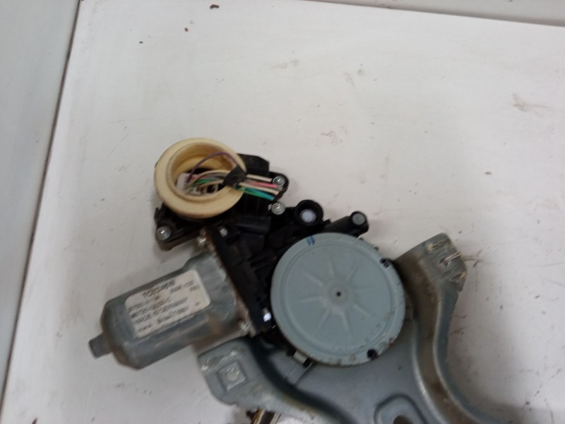 Recambio de elevalunas electrico delantero izquierdo para toyota auris (_e15_) 1.4 d-4d (nde150_) referencia OEM IAM 8572002230 