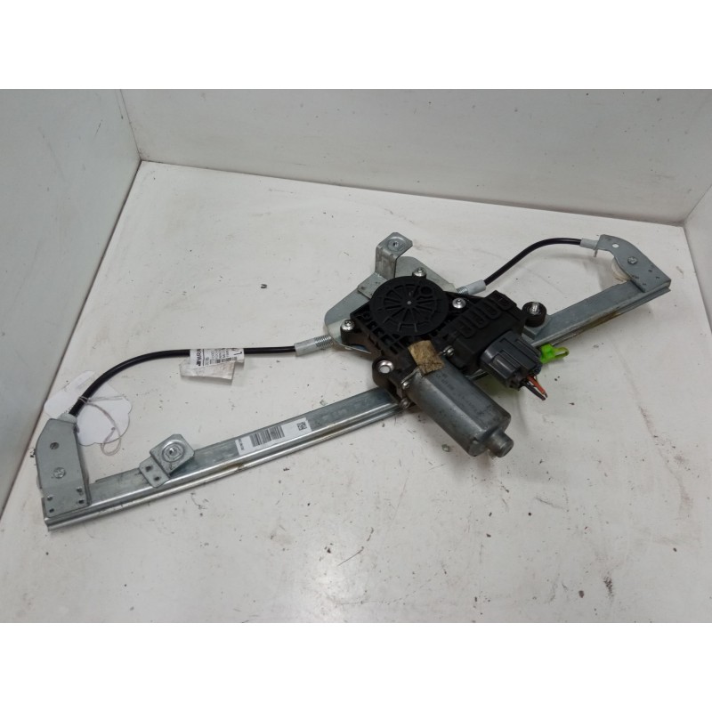 Recambio de elevalunas electrico trasero izquierdo para ford focus i sedán (dfw) 1.8 tdci referencia OEM IAM   