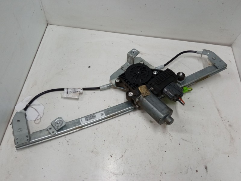 Recambio de elevalunas electrico trasero izquierdo para ford focus i sedán (dfw) 1.8 tdci referencia OEM IAM   