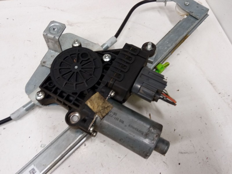Recambio de elevalunas electrico trasero izquierdo para ford focus i sedán (dfw) 1.8 tdci referencia OEM IAM   