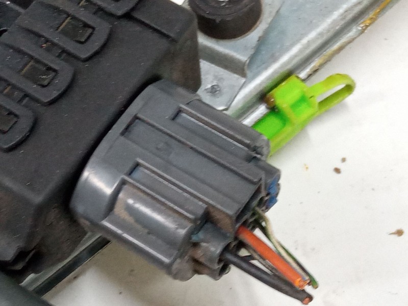 Recambio de elevalunas electrico trasero izquierdo para ford focus i sedán (dfw) 1.8 tdci referencia OEM IAM   