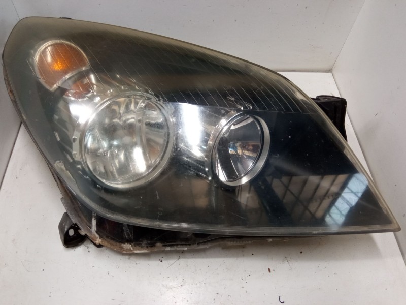 Recambio de faro derecho para opel astra h station wagon (a04) 1.7 cdti (l35) referencia OEM IAM 1EG27037002  