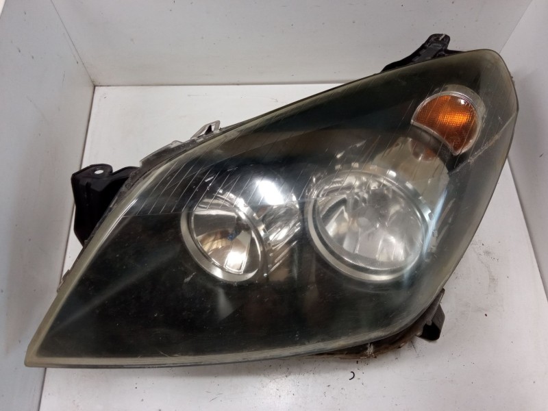 Recambio de faro izquierdo para opel astra h station wagon (a04) 1.7 cdti (l35) referencia OEM IAM 1EG27037001  