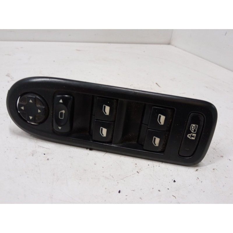 Recambio de mando elevalunas delantero izquierdo para peugeot 308 i (4a_, 4c_) 1.6 hdi referencia OEM IAM 96644915XT  