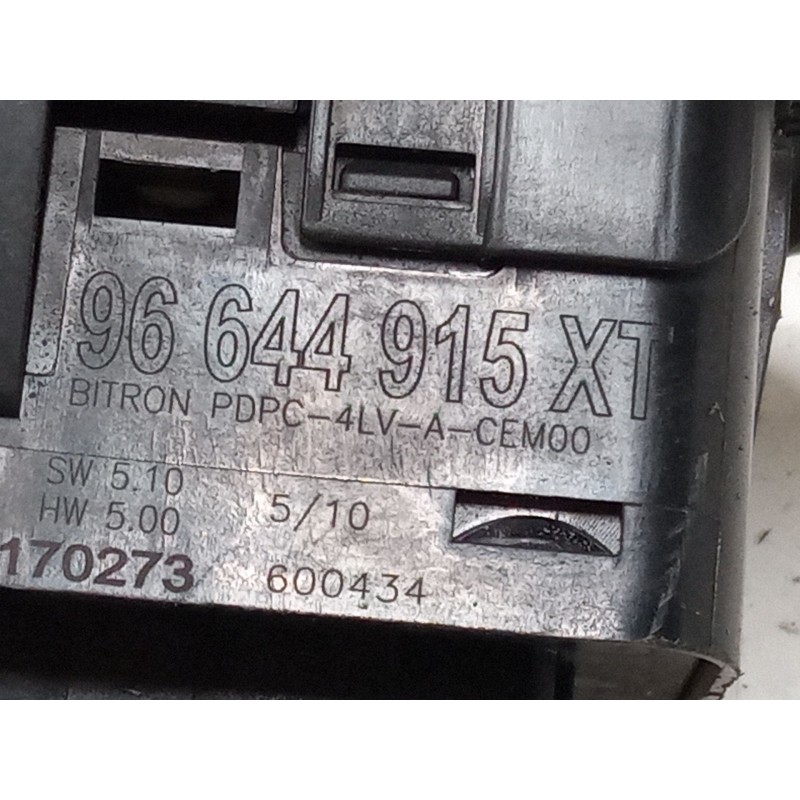 Recambio de mando elevalunas delantero izquierdo para peugeot 308 i (4a_, 4c_) 1.6 hdi referencia OEM IAM 96644915XT  