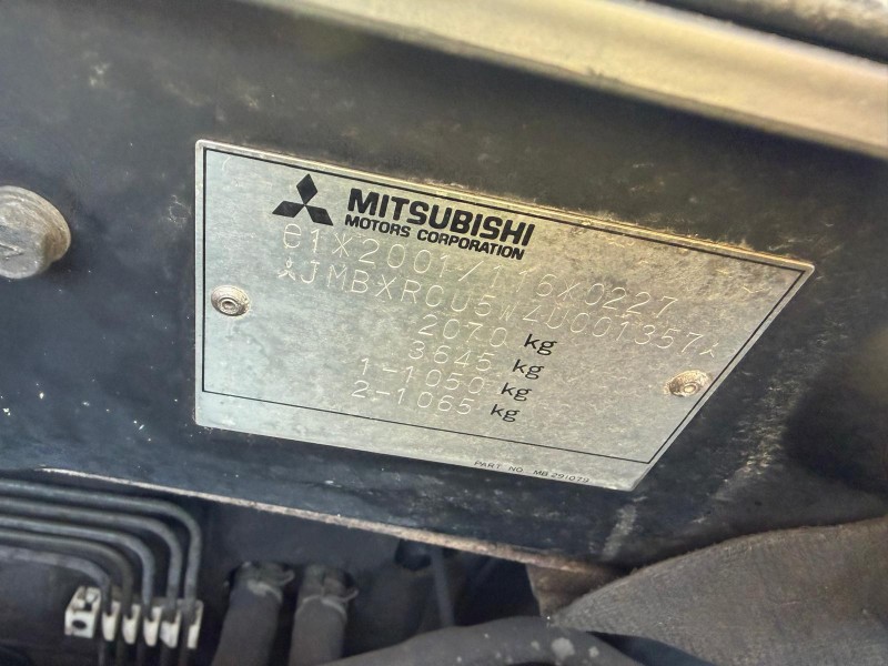 mitsubishi outlander i (cu_w) del año 2003
