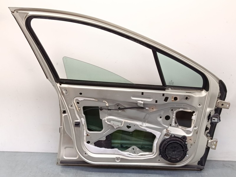 Recambio de puerta delantera izquierda para peugeot 407 (6d_) 1.6 hdi 110 (6d9hzc, 6d9hyc) referencia OEM IAM   