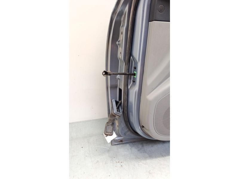 Recambio de puerta delantera derecha para hyundai santa fé ii (cm) 2.2 crdi referencia OEM IAM   