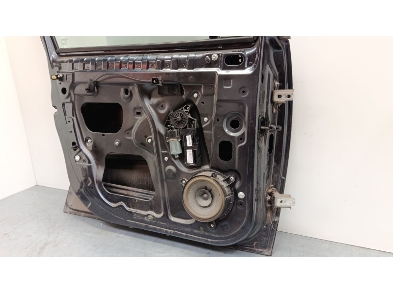 Recambio de puerta delantera izquierda para renault scénic iii (jz0/1_) 1.5 dci referencia OEM IAM   