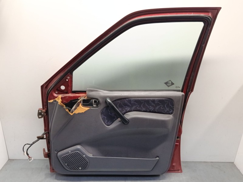 Recambio de puerta delantera derecha para nissan terrano ii (r20) 2.7 td 4wd referencia OEM IAM   