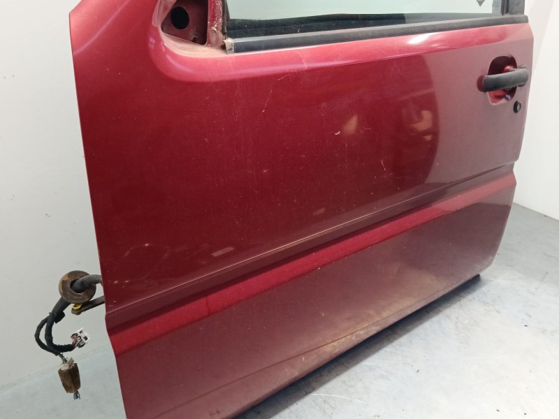 Recambio de puerta delantera izquierda para nissan terrano ii (r20) 2.7 td 4wd referencia OEM IAM   