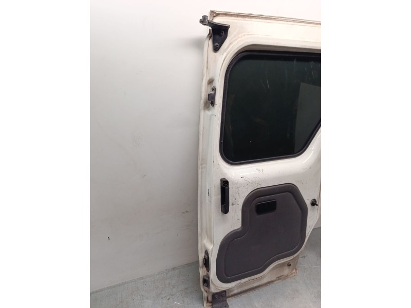 Recambio de puerta lateral corredera derecha para ford tourneo connect 1.8 tdci referencia OEM IAM   