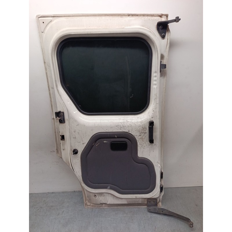 Recambio de puerta lateral corredera izquierda para ford tourneo connect 1.8 tdci referencia OEM IAM   