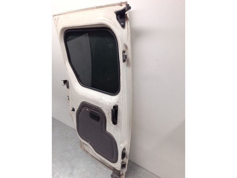 Recambio de puerta lateral corredera izquierda para ford tourneo connect 1.8 tdci referencia OEM IAM   