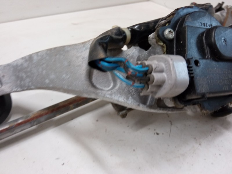 Recambio de motor limpia delantero para toyota auris (_e15_) 1.4 d-4d (nde150_) referencia OEM IAM 8511002190  