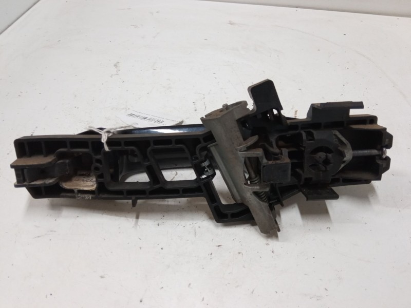 Recambio de maneta exterior puerta delantera derecha para ford fiesta vi (cb1, ccn) 1.4 tdci referencia OEM IAM   