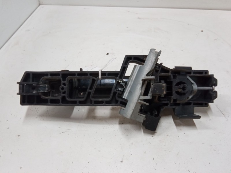 Recambio de maneta exterior puerta trasera derecha para ford fiesta vi (cb1, ccn) 1.4 tdci referencia OEM IAM   