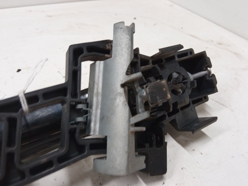Recambio de maneta exterior puerta trasera derecha para ford fiesta vi (cb1, ccn) 1.4 tdci referencia OEM IAM   