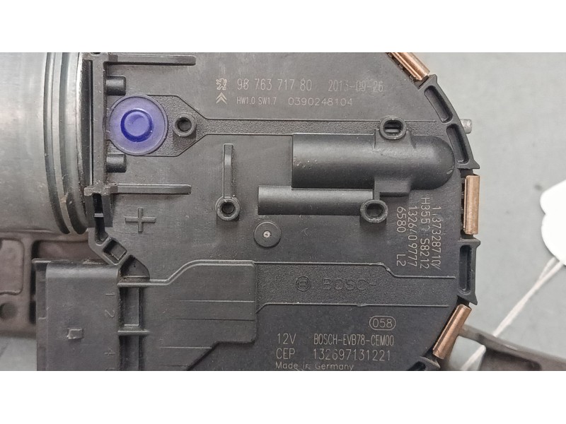 Recambio de motor limpiaparabrisas delantero derecho para citroën c4 picasso ii 1.6 hdi 90 referencia OEM IAM 9676371780  