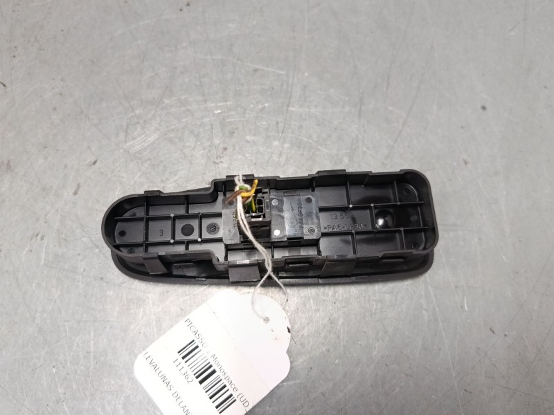 Recambio de mando elevalunas delantero derecho para citroën c4 picasso i monospace (ud_) 1.6 hdi 110 referencia OEM IAM 96639377
